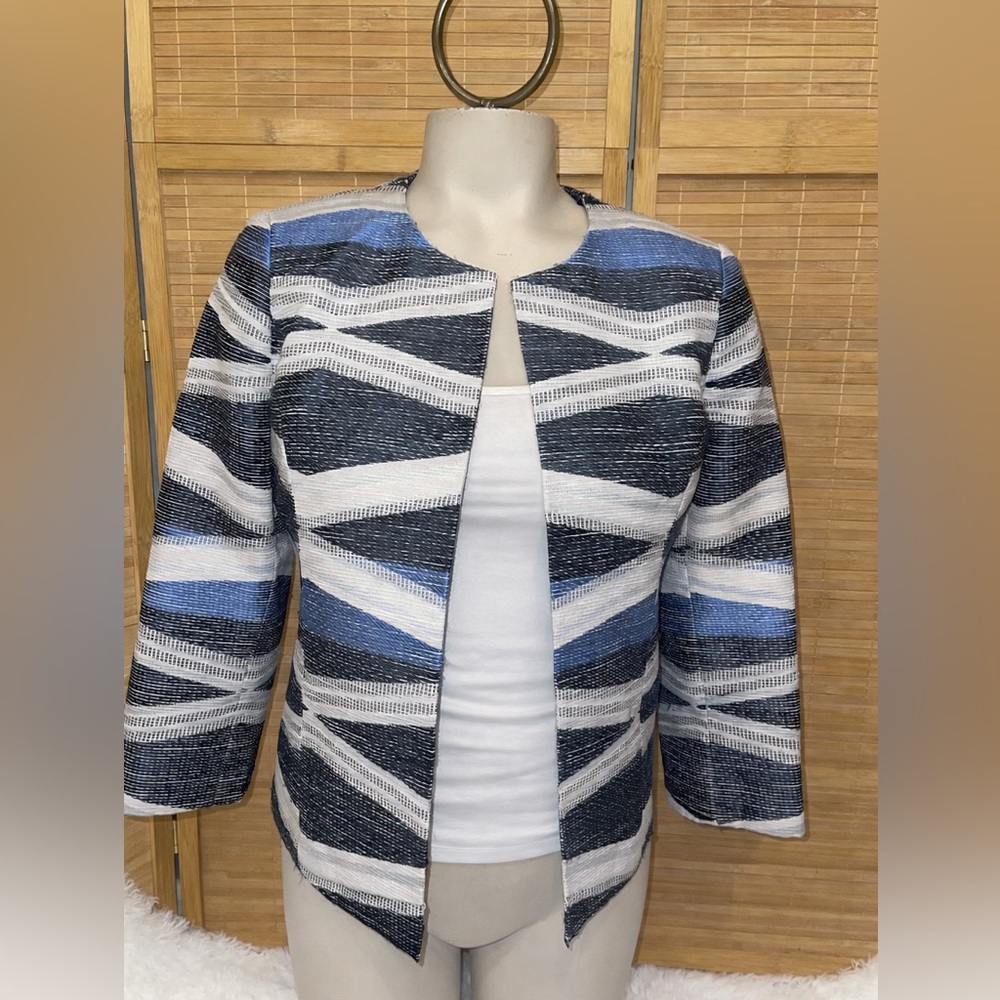 Kasper blue white open front blazer jacket  woman’s size 4 PETITE